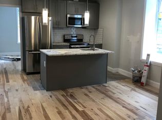 904 S Farragut St APT 4, Philadelphia, PA 19143