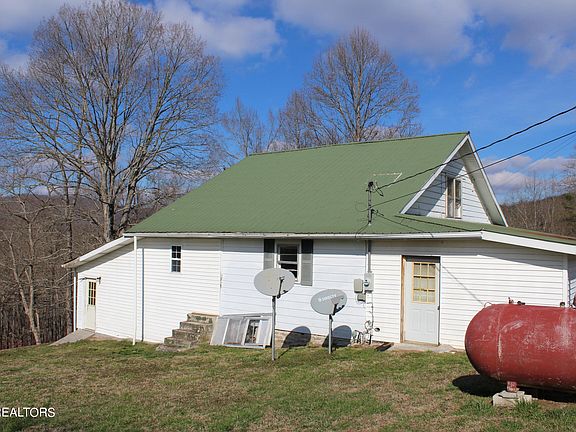 3rd image of 2465 Livingston Hwy