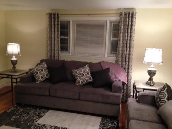 164 Leyden St APT 2, Boston, MA 02128