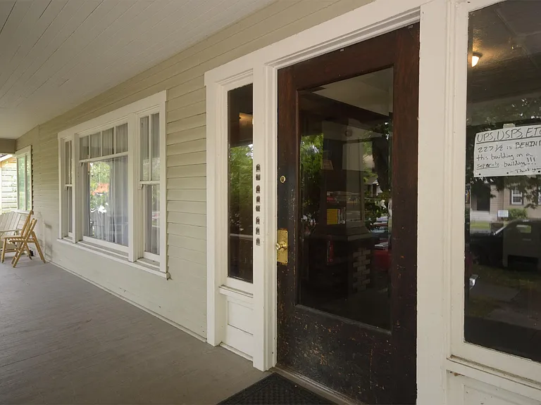 227 NW 11th St #1 — Photo 23