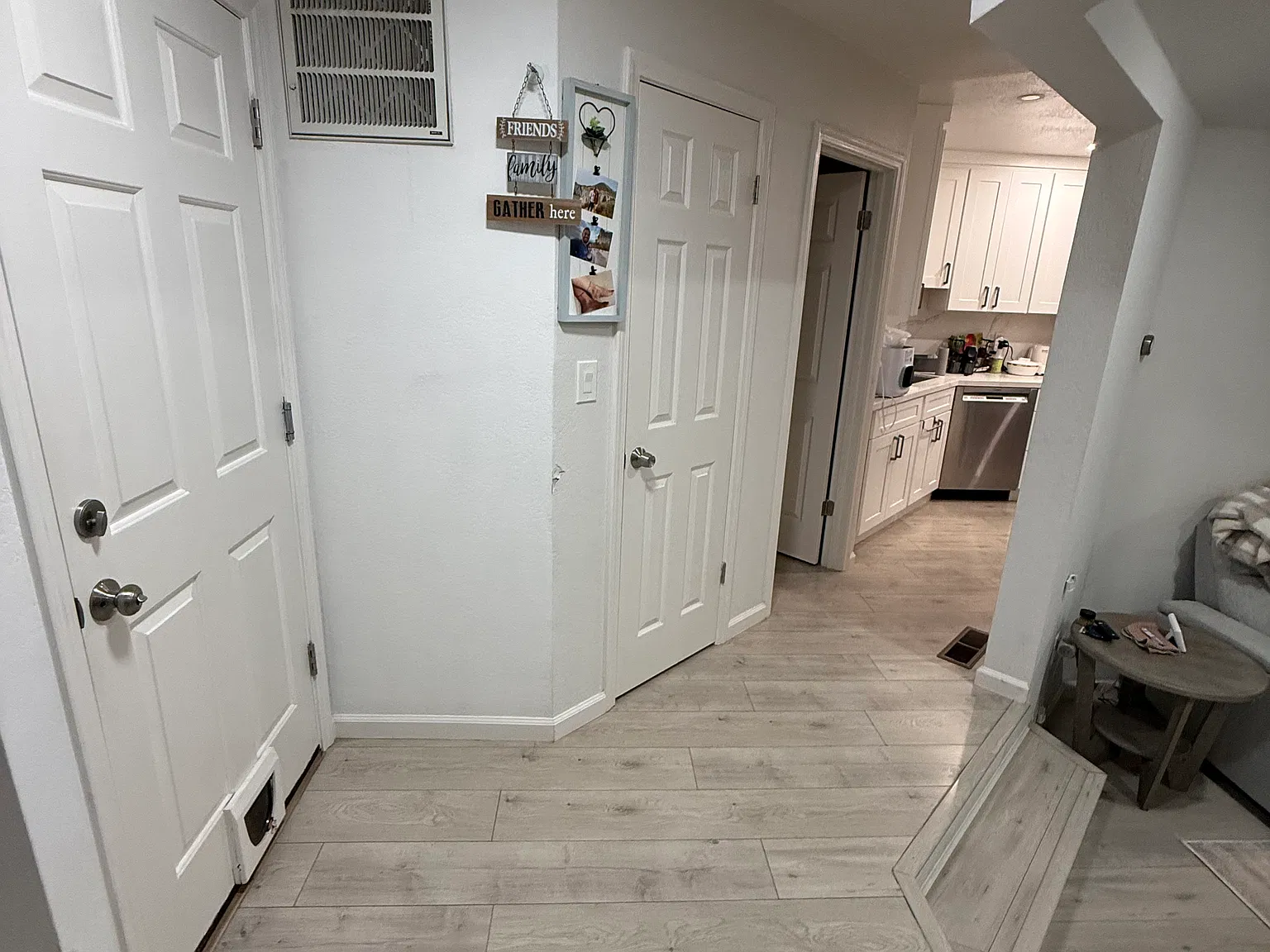 3 bed, 2.5 bath, 1405 sqft, $4,900 — Photo 4