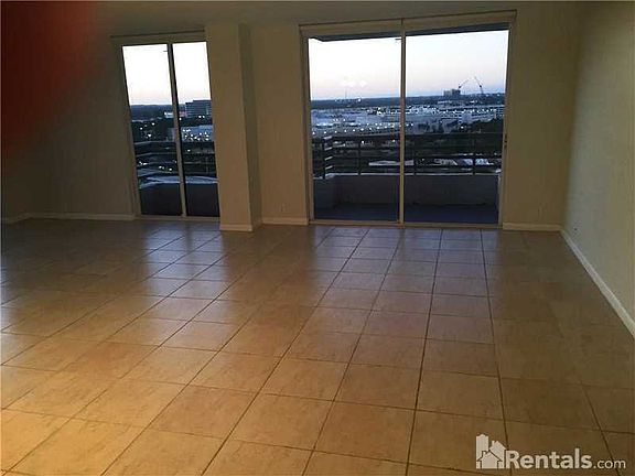 5th image of 3300 NE 191 St 1601 #1601