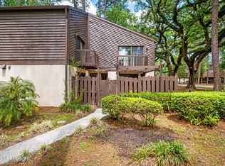 10450 Bigtree Cir E, Jacksonville, FL 32257