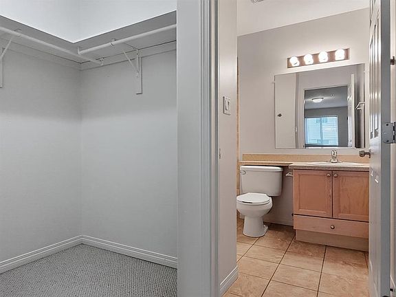 4th image of 9810 SE 96th St #302