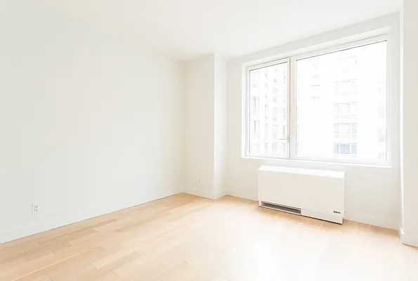 Rented by MNS | media 42