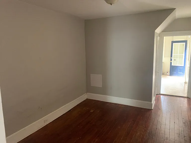 523 W Orange St #1 — Photo 3