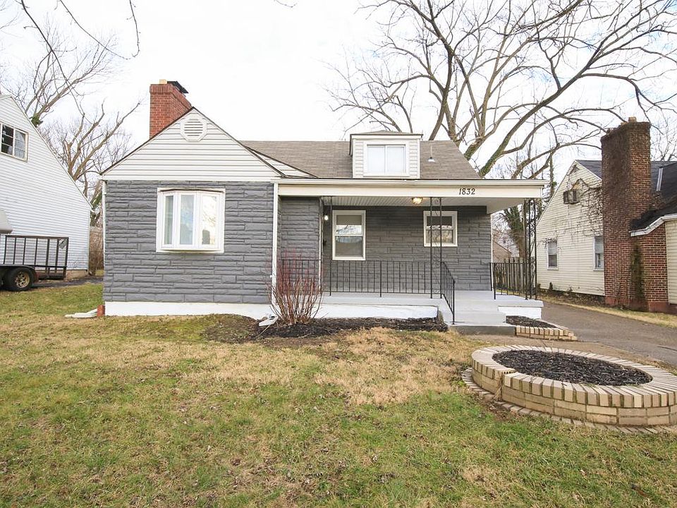 1st image of 1832 Kensington Dr