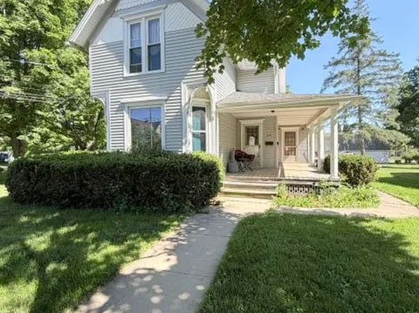 219 E Oliver St, Corunna, MI 48817