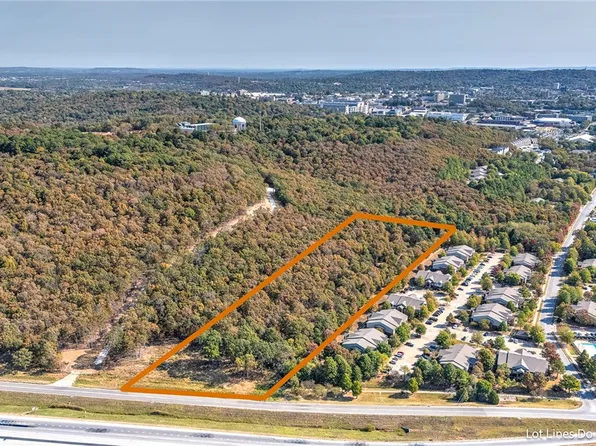 S Futrall Dr, Fayetteville, AR 72701