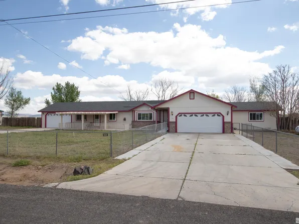 510 Leegard Ave, Stagecoach, NV 89429