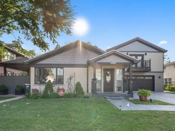 8828 Central Ave, Morton Grove, IL 60053