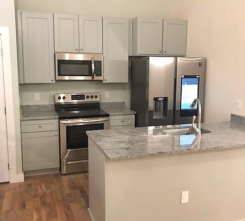 2nd image of 2315 Park Ave #2E