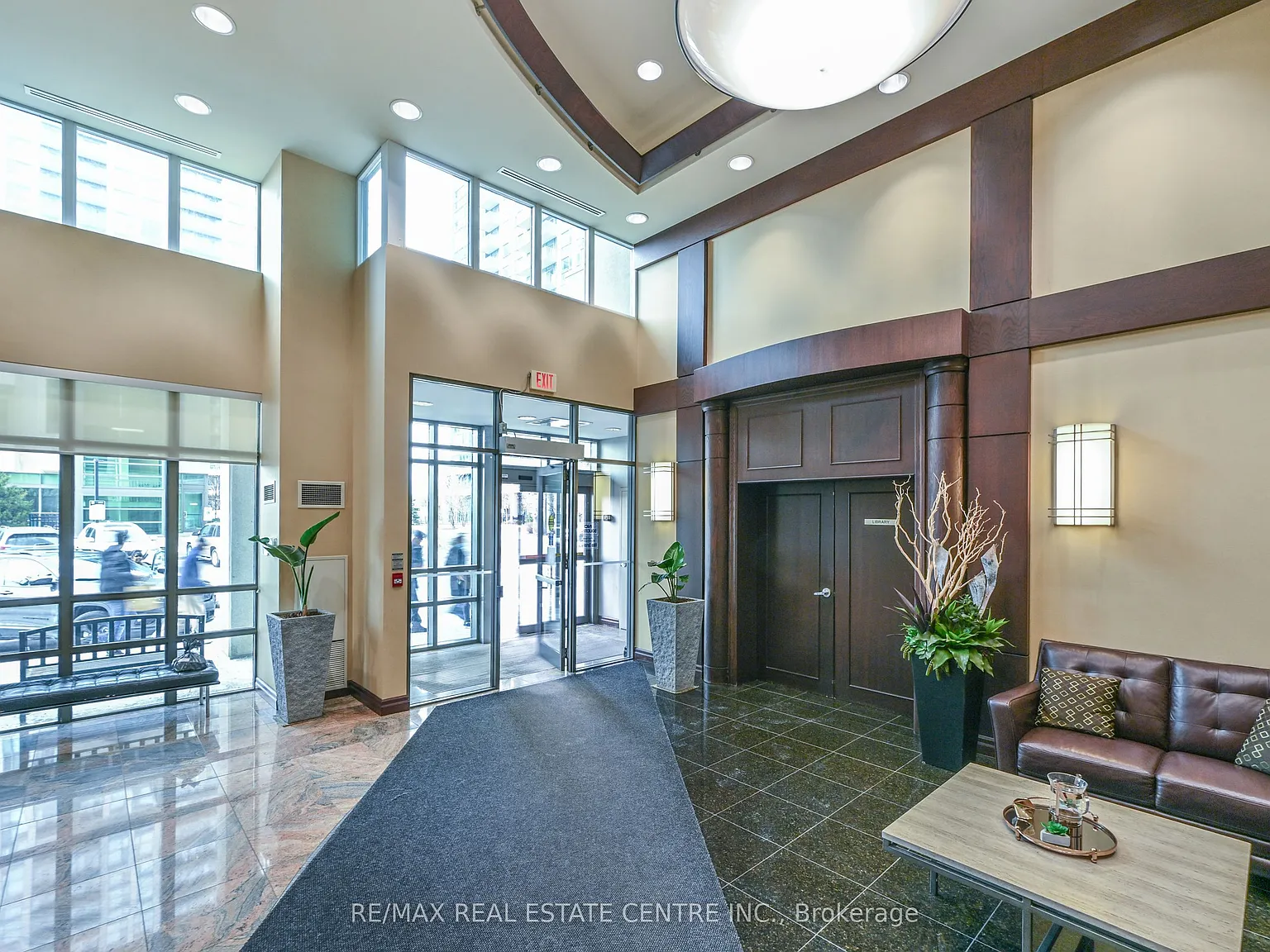 2 bed, $2,700 — Photo 4