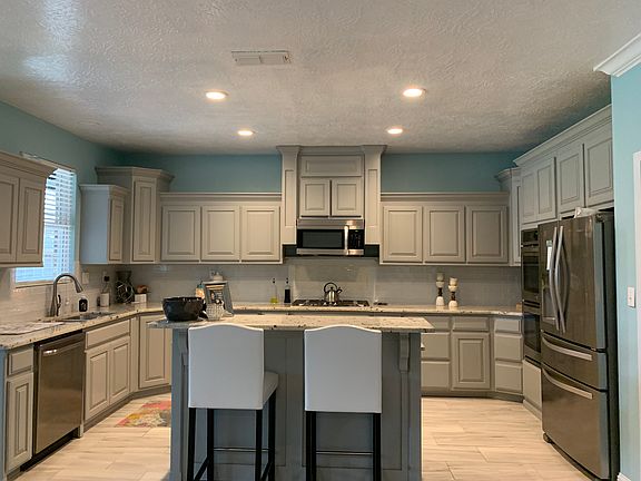 5th image of 2429 Northglen Dr