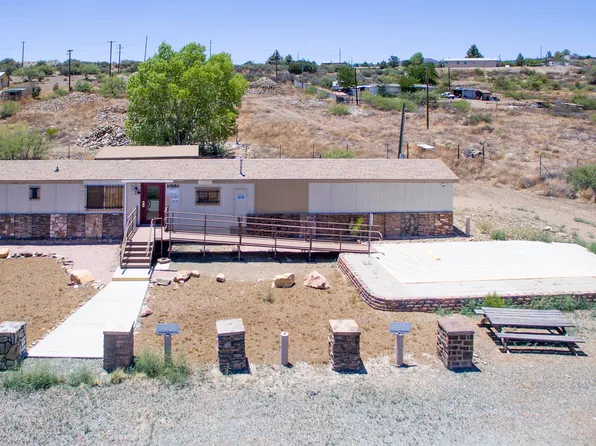 10580 S State Route 69, Mayer, AZ 86333