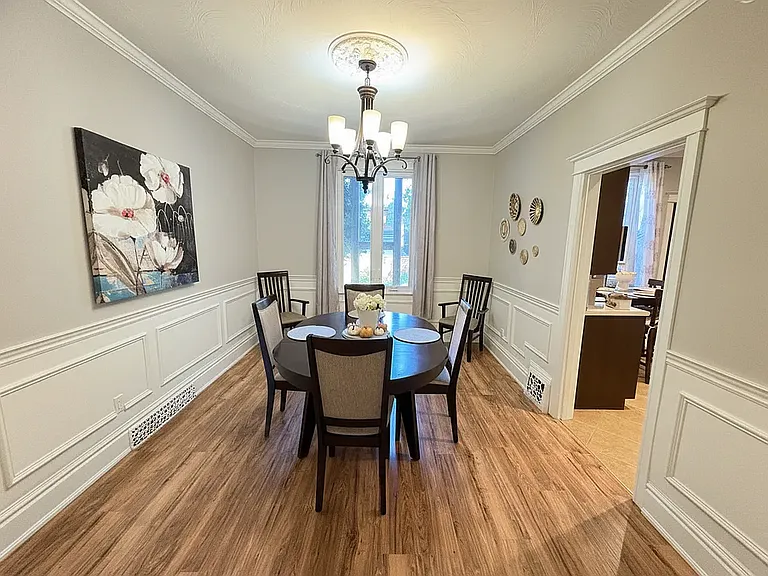 691 Wilson St — Photo 7