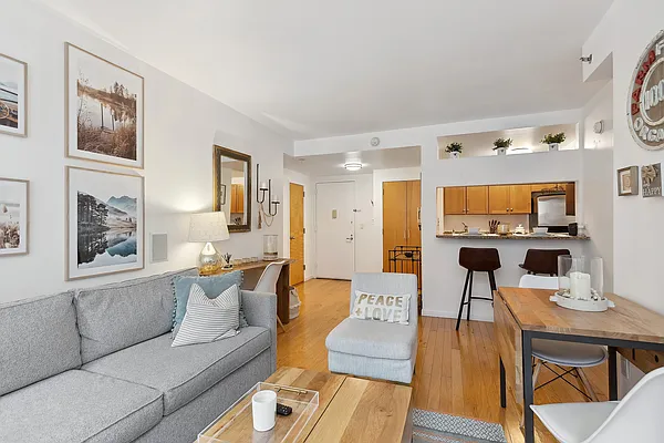 Rented by Luca Paci Real Estate | media 16