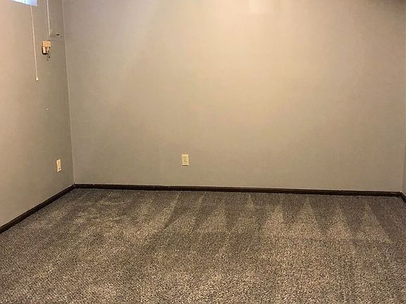 5th image of 211-217 Cheyenne St #211