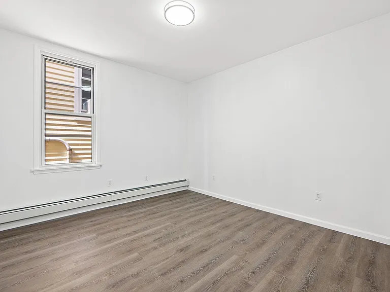 169 1/2 Prospect Ave #2 — Photo 10