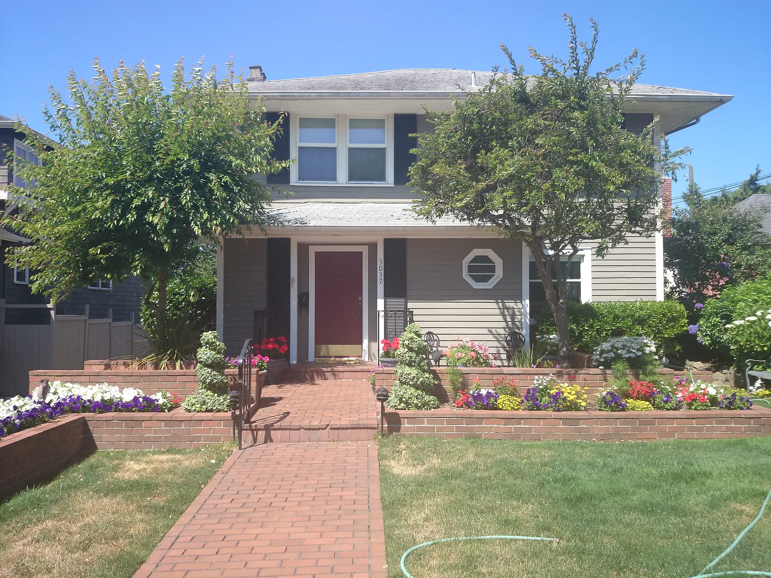 3037 29th Ave W photo 1