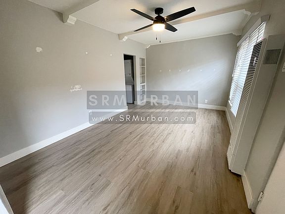 2nd image of 4058 Arizona St