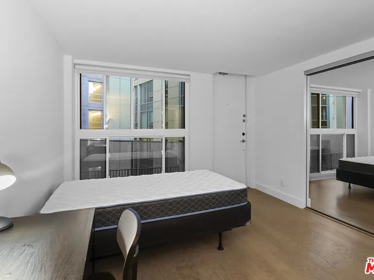 10982 Roebling Ave #103 — Photo 29