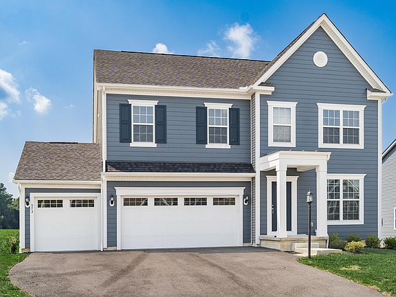 3rd image of 573 E Courtright Dr