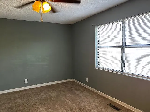 Unit Photo