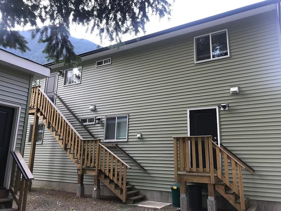 2nd image of 63807 Beech Ave
