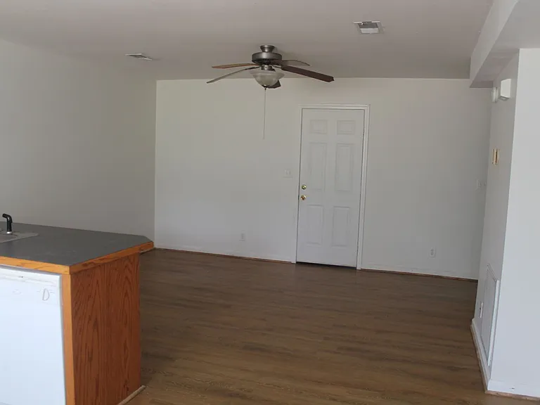 255 Senator Dr #A & B — Photo 3