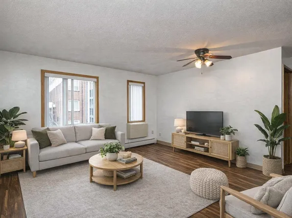 Rolling Hills Apartments