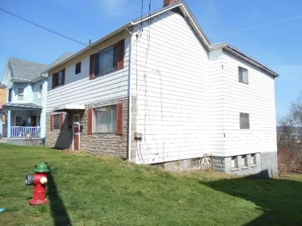 1200 Bakerstown Rd, Tarentum, PA 15084