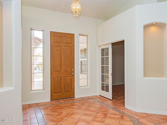 3rd image of 7558 E Camino Amistoso