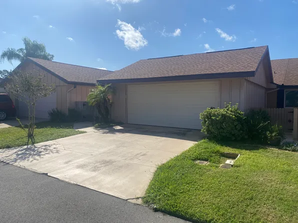 20 Andrea Dr, New Smyrna Beach, FL 32168