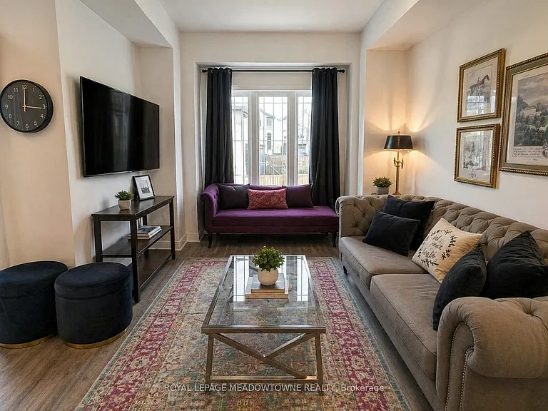 56 Waterlilly Way — Photo 10