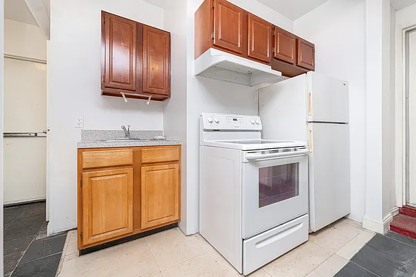 Rented by Modern Spaces | media 69