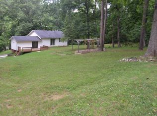 198 Rocky Step Rd, Scott Depot, WV 25560