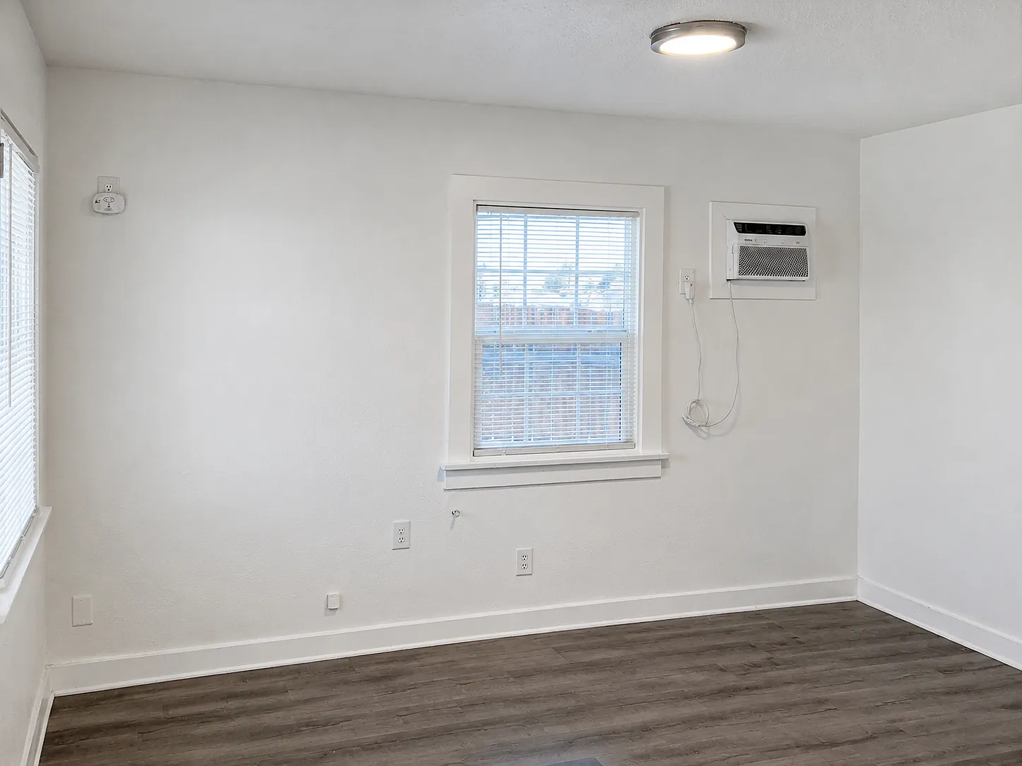 1255 Turquoise Ave — Photo 4