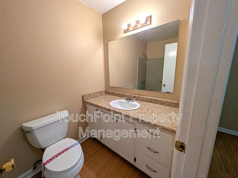1000 Claremont Rd — Photo 16