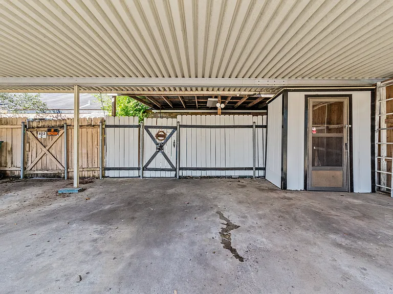 403 Clara St #B — Photo 12