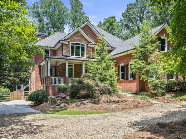 1196 Button Hill Rd NW, Kennesaw, GA 30152
