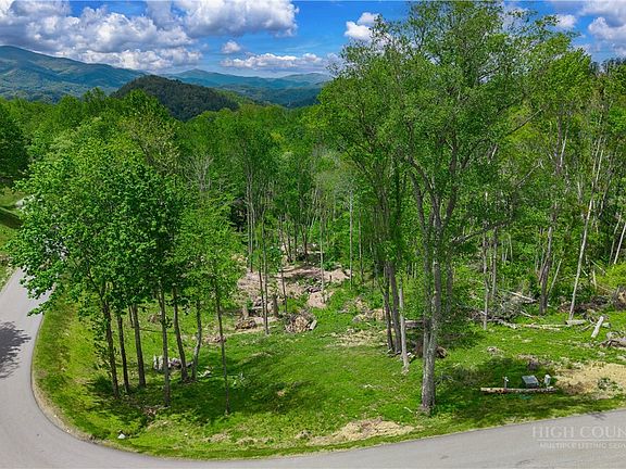 3rd image of C-32 Eagles Nest Trail