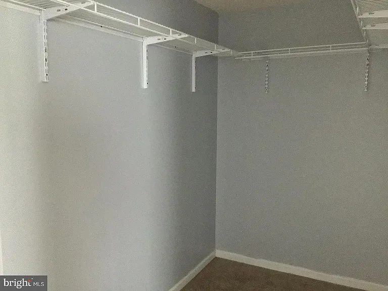 103 S Raphael Ct — Photo 14