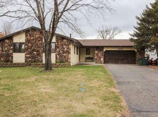 11940 Goldenrod Cir NW, Coon Rapids, MN 55448