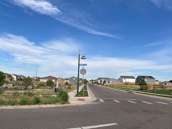 4th image of 281 Mesa Ave