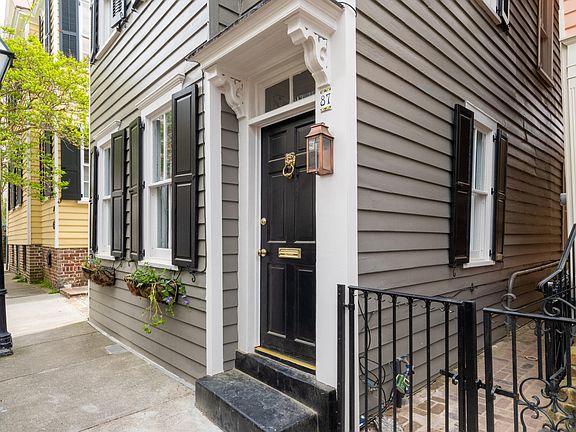 4th image of 87 Tradd St