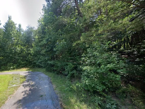 124 Killam Ln, Westminster, SC 29693