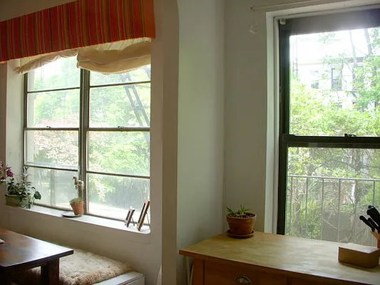 Rented by Vespa Properties Group | media 25