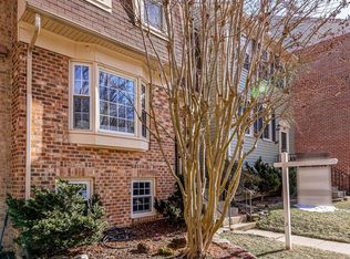 7221 Gentian Ct, Springfield, VA 22152