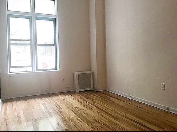 3rd image of 48 W 82nd St APT 3